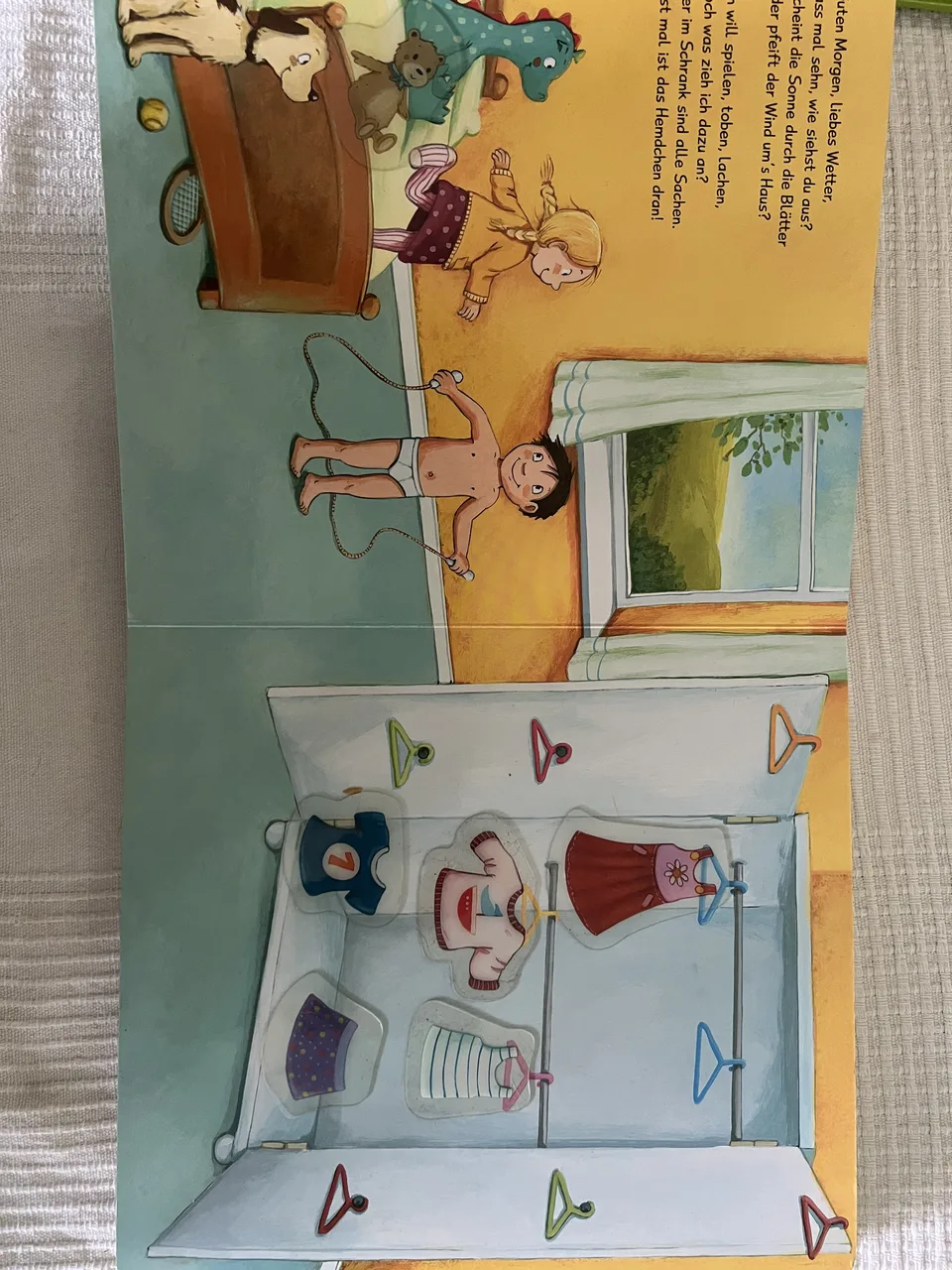 Mein Anzieh-Stickerspaß – interaktives Stickerbuch – Bild 2