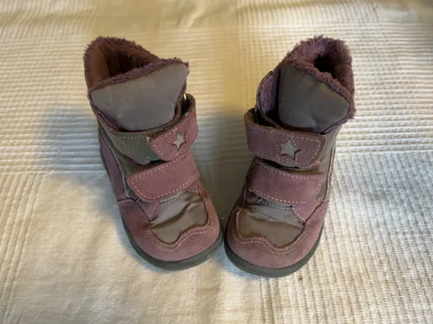 Pepino gefütterte Winterstiefel – Gr. 23