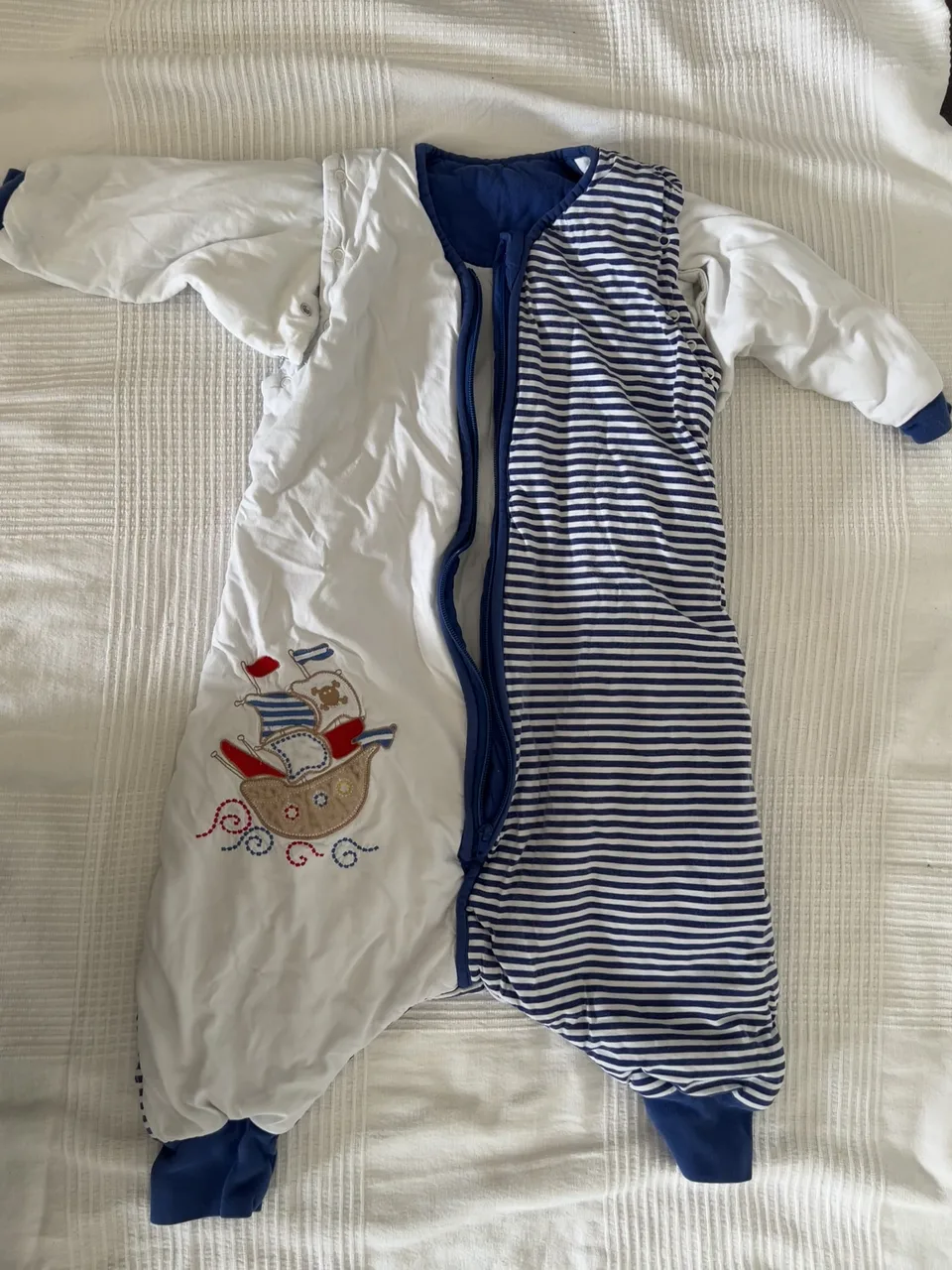 Schlummersack 2,5 TOG – 90 cm – Piratenmotiv – mit Füßen – Bild 1