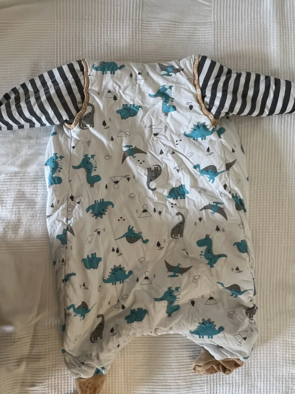 Schlummersack 2,5 TOG – 90 cm – Dinosaurier – mit Füßen – Bild 5