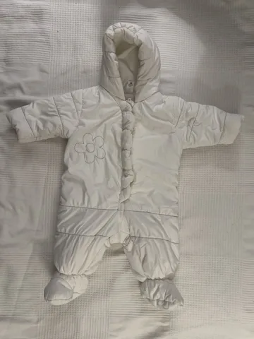 Baby Club Schneeanzug Gr. 74 – weiß mit Blume