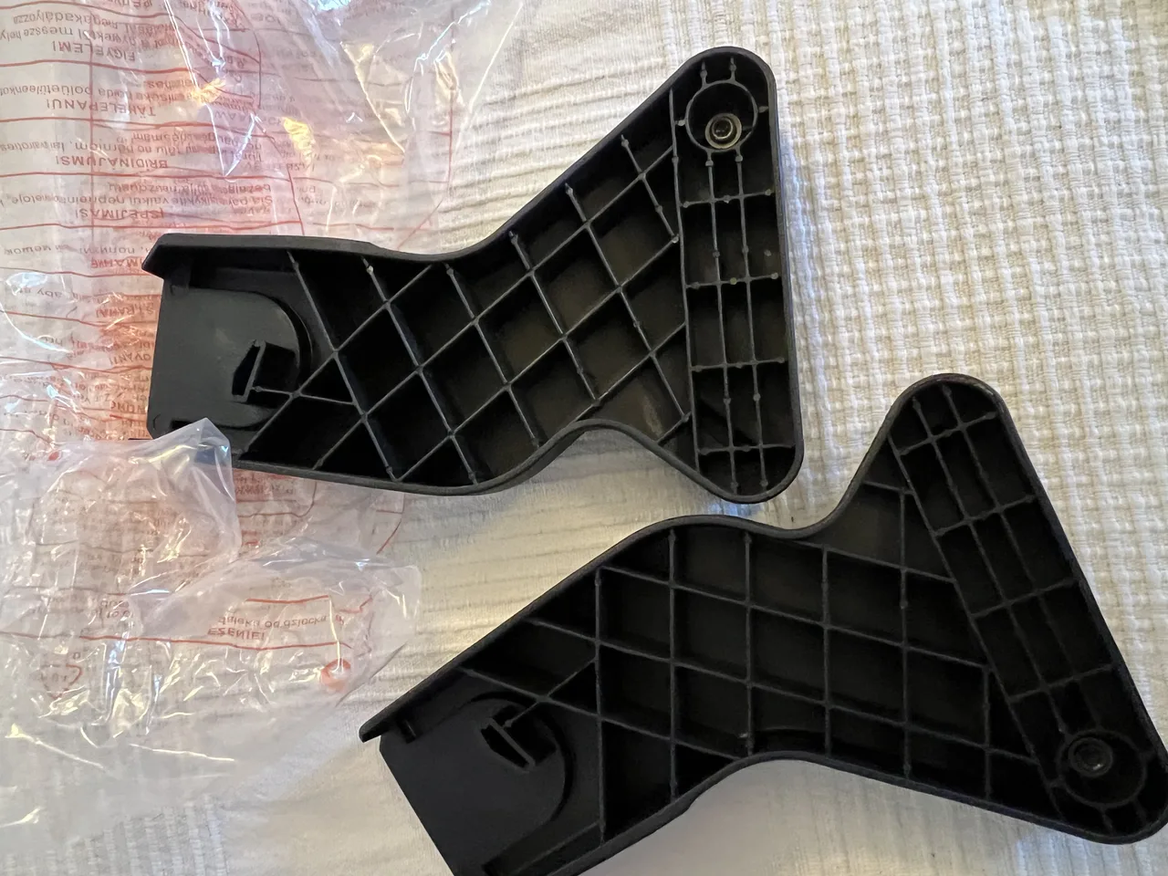Mutsy Nio Adapter-Set für Babyschalen – Bild 4